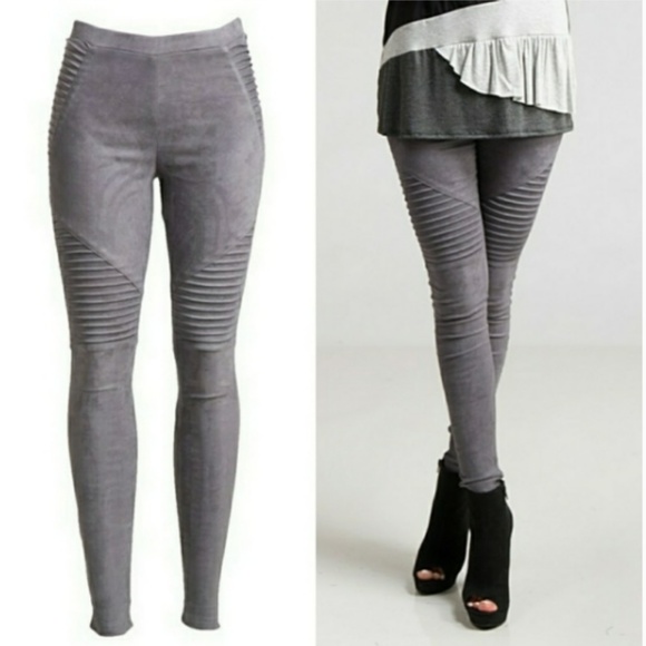 LAST ONE! 🛍 Faux Suede Moto Leggings - Picture 4 of 4